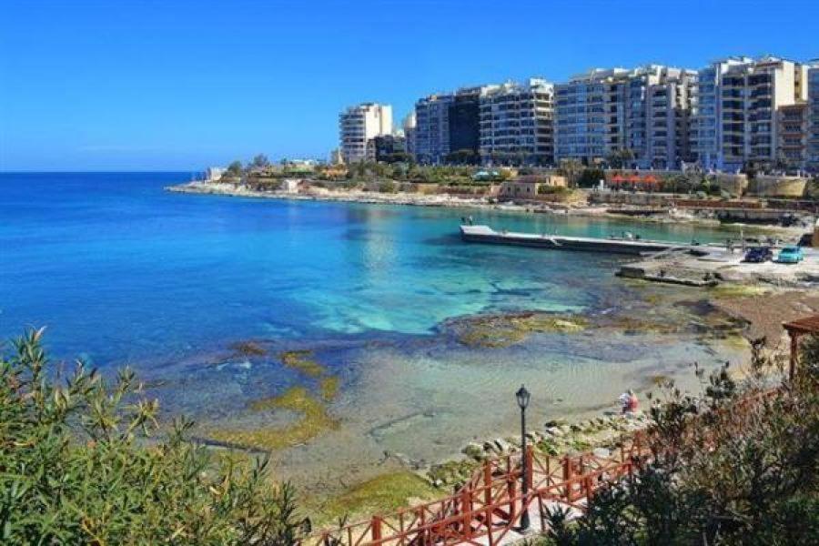 Luxury Apartment With Valletta And Harbour Views Sliema Exterior photo