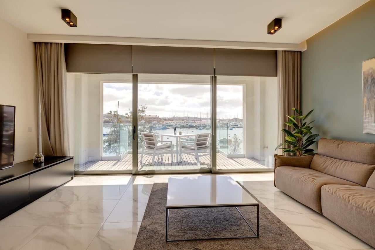 Luxury Apartment With Valletta And Harbour Views Sliema Exterior photo