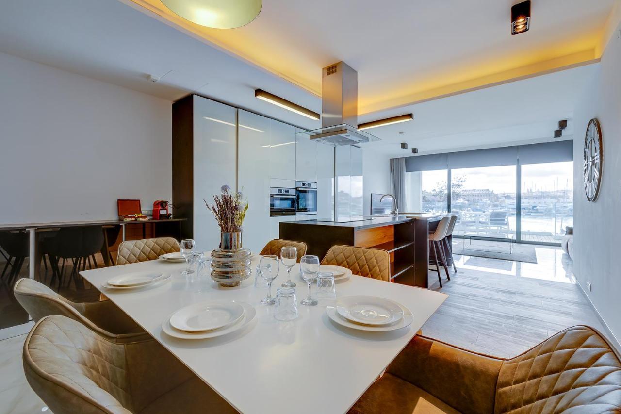 Luxury Apartment With Valletta And Harbour Views Sliema Exterior photo